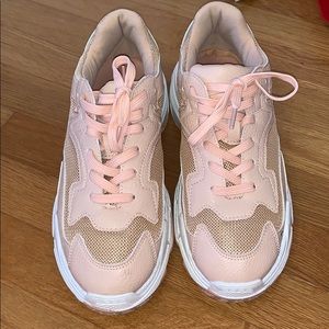 White Fox Boutique pinky chunky dad shoes